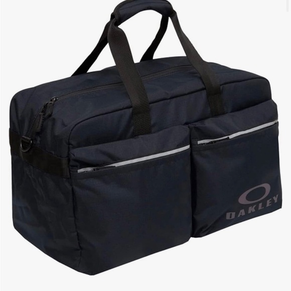 New OAKLEY 50L Cordura Crestible Blackout Duffle Bag Backpack - Picture 2 of 7
